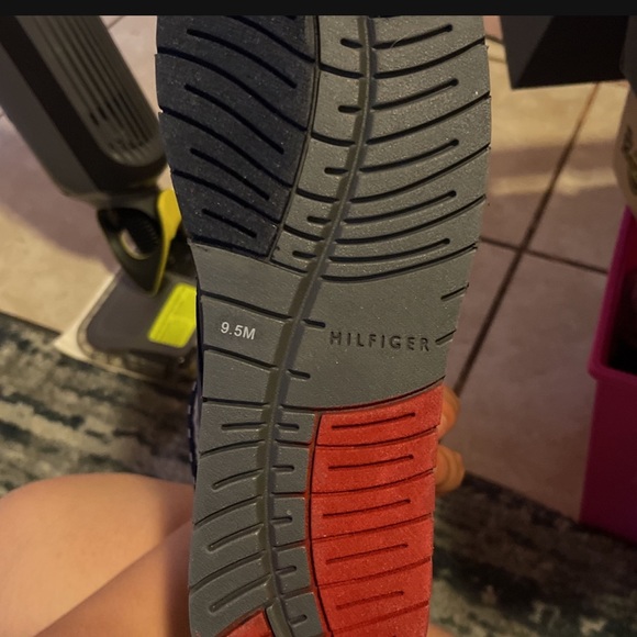 Tommy Hilfiger wedge boots - Picture 9 of 9